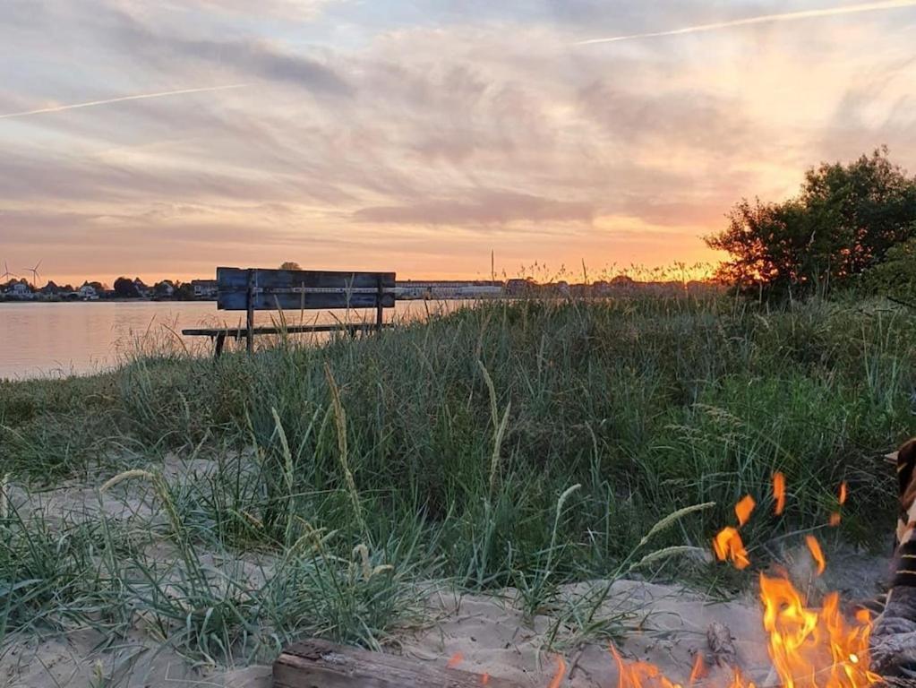 Ferienwohnung Sonnenaufgangsgenuss Harriersand Schwanewede Eksteriør billede